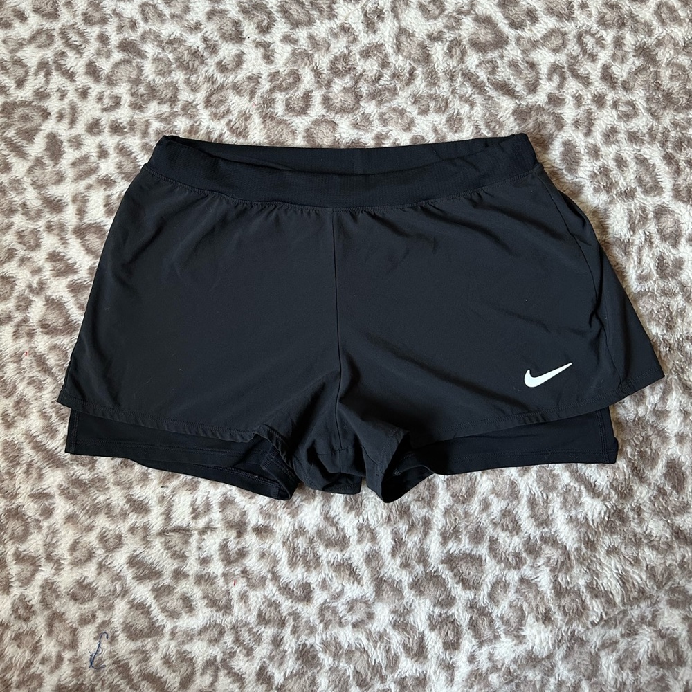 Nike Women's Black Running Shorts Dri-FIT 2-in-1 Shorts size XL